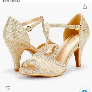 Gold Glitter Heels. Never Worn. Original Box included. Size 7.5